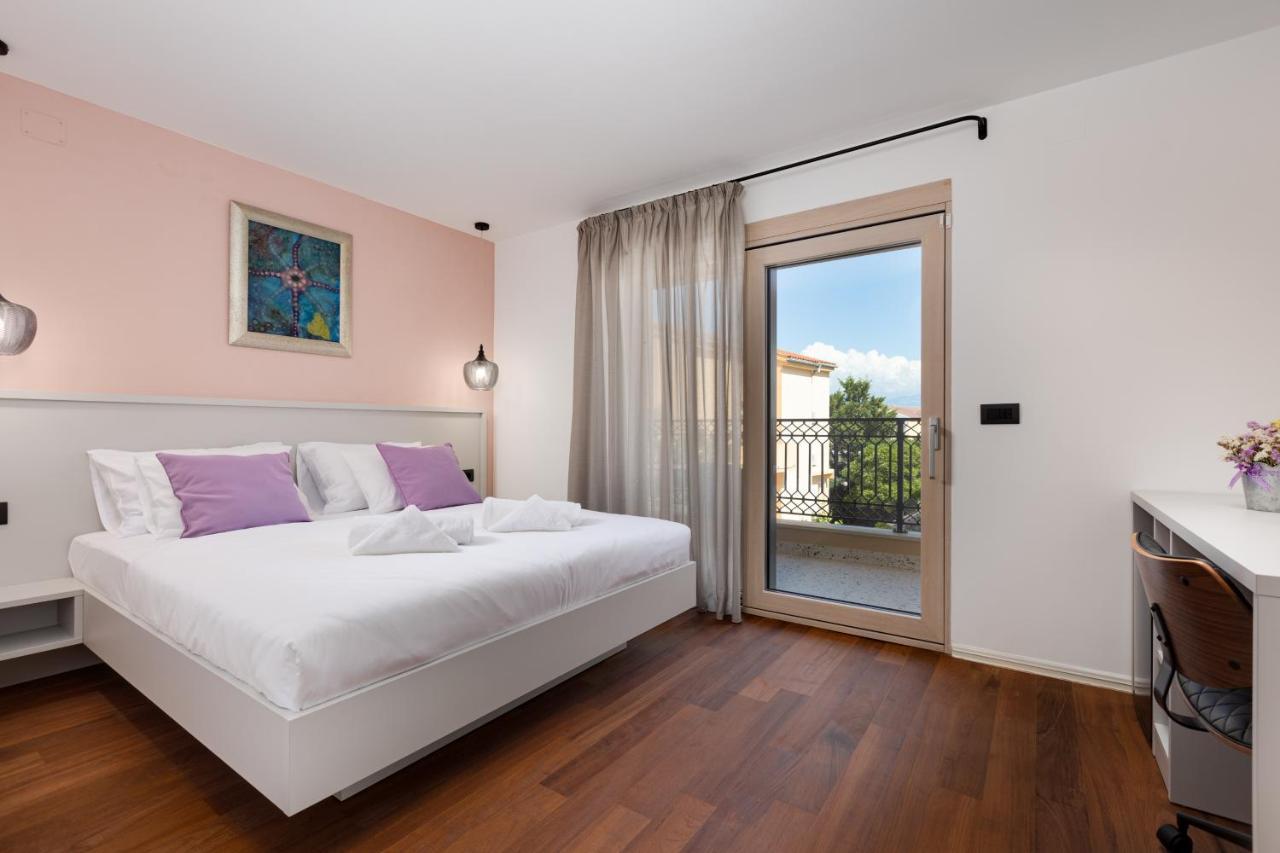 Vila Iris Baska Exterior photo