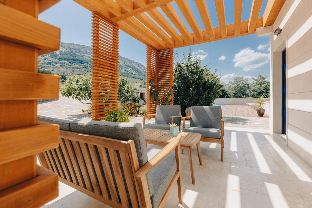 Vila Iris Baska Exterior photo