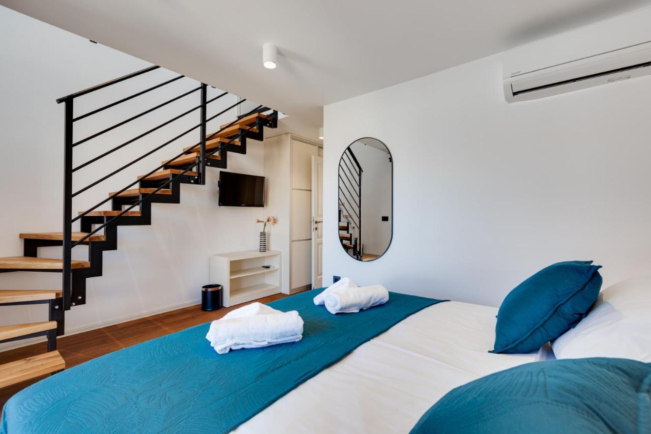 Vila Iris Baska Exterior photo